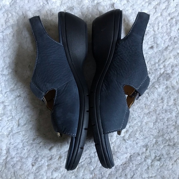 Clarks Unstructured Navy Suede and Metallic Purple Sandals Size 9N - Picture 4 of 12